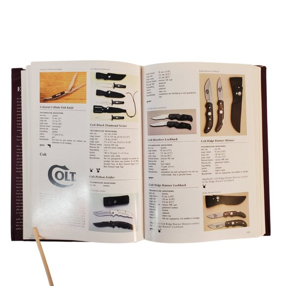 Messen Encyclopedie (Encyclopedia of Knives) By A E Hartink Written in Dutch HC - Picture 6 of 7